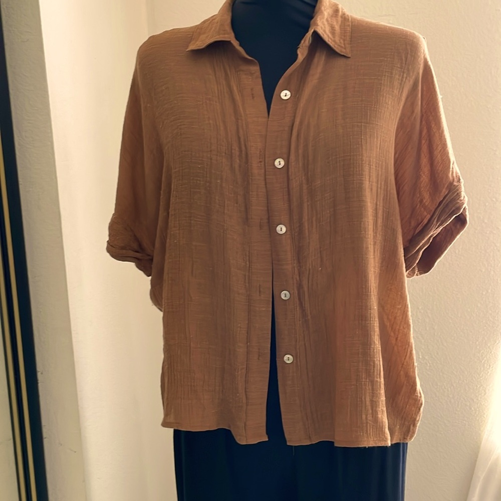 Rich brown collared button downn shirt size M